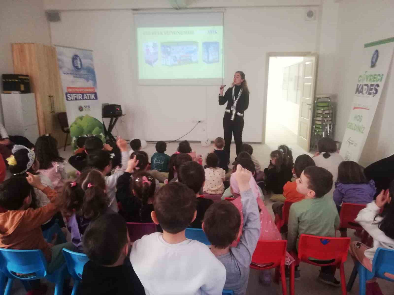 Kur’an kursu öğrencilerine “Sıfır Atık” semineri
