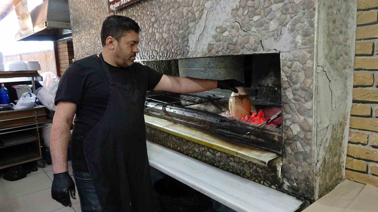 Kebabın sanata dönüşen hali: Testi kebabı
