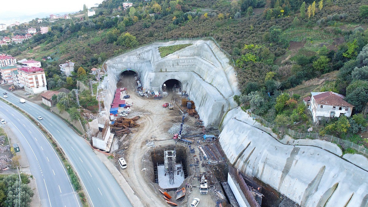 Güney Çevre Yolu’nun inşaatı sürüyor
