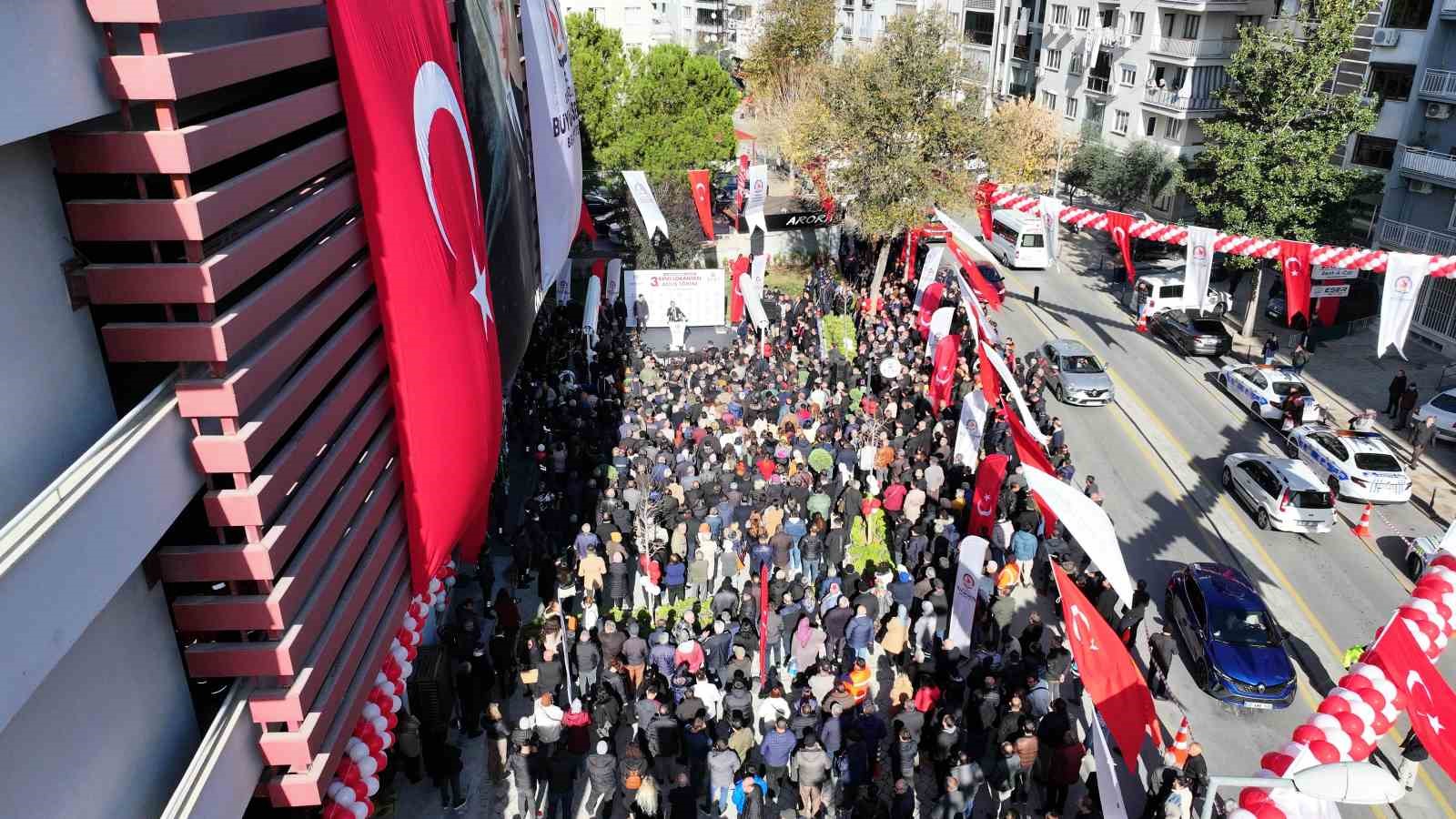 Denizli Büyükşehir 3. Kent Lokantası hizmete açıldı
