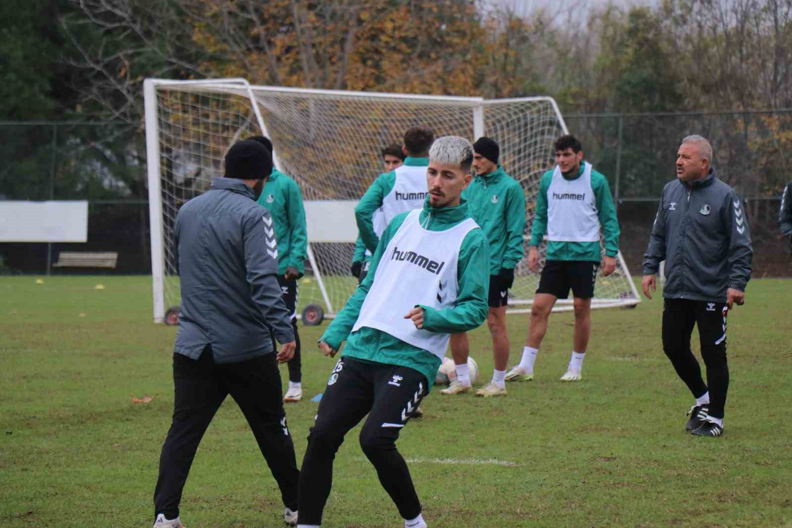 Sakaryaspor, Boluspor maçı hazırlıklarını sürdürdü
