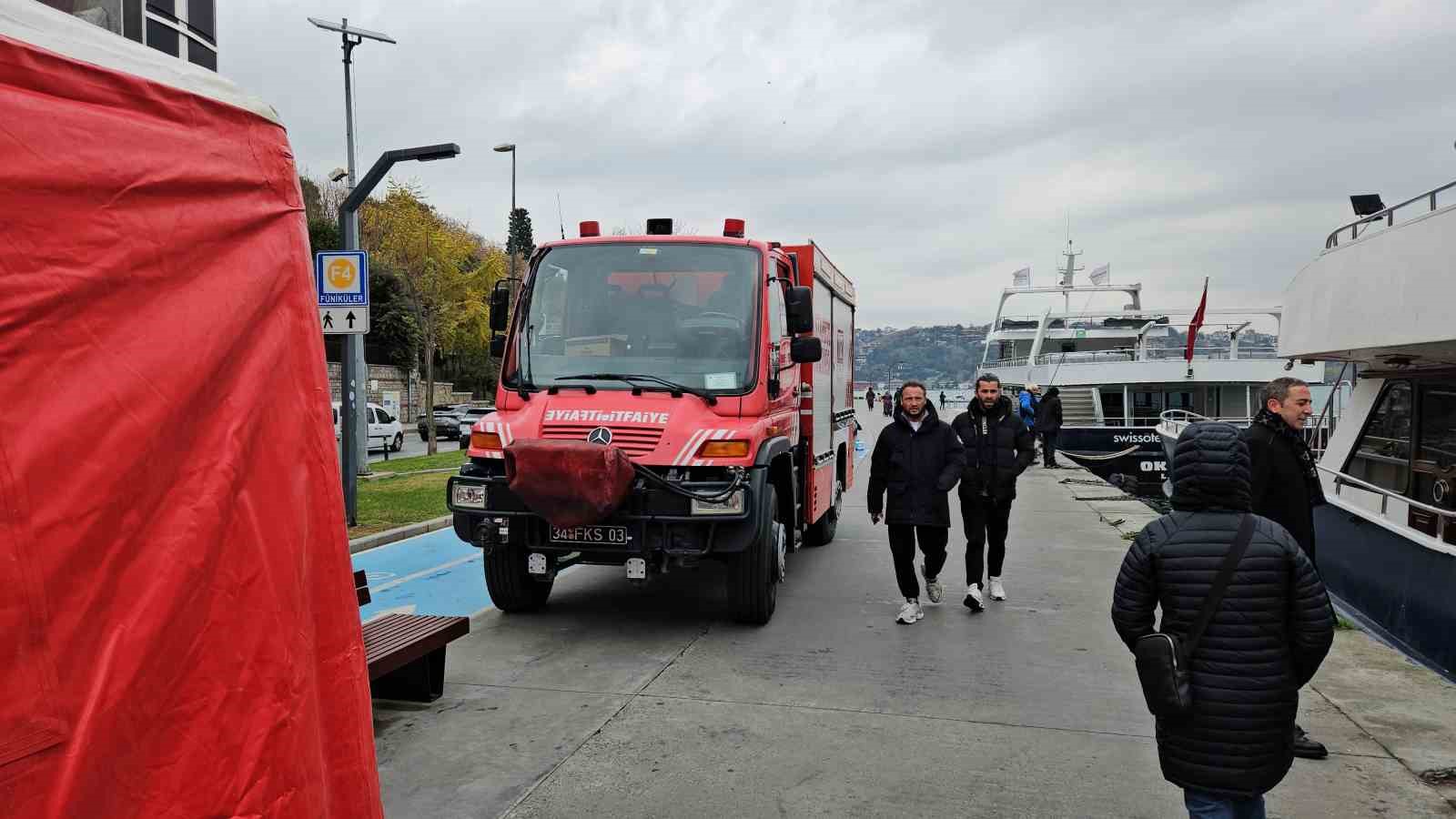 Sarıyer’de denizde kaybolan kardeşleri arama çalışmaları su altı kamerasına yansıdı
