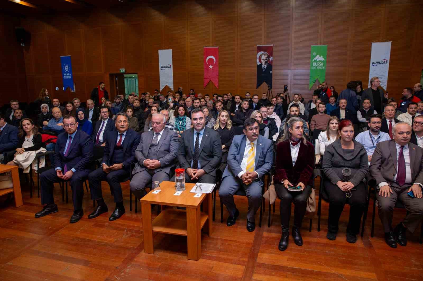 Bursa’da yol kenarı otoparklar konuşuldu
