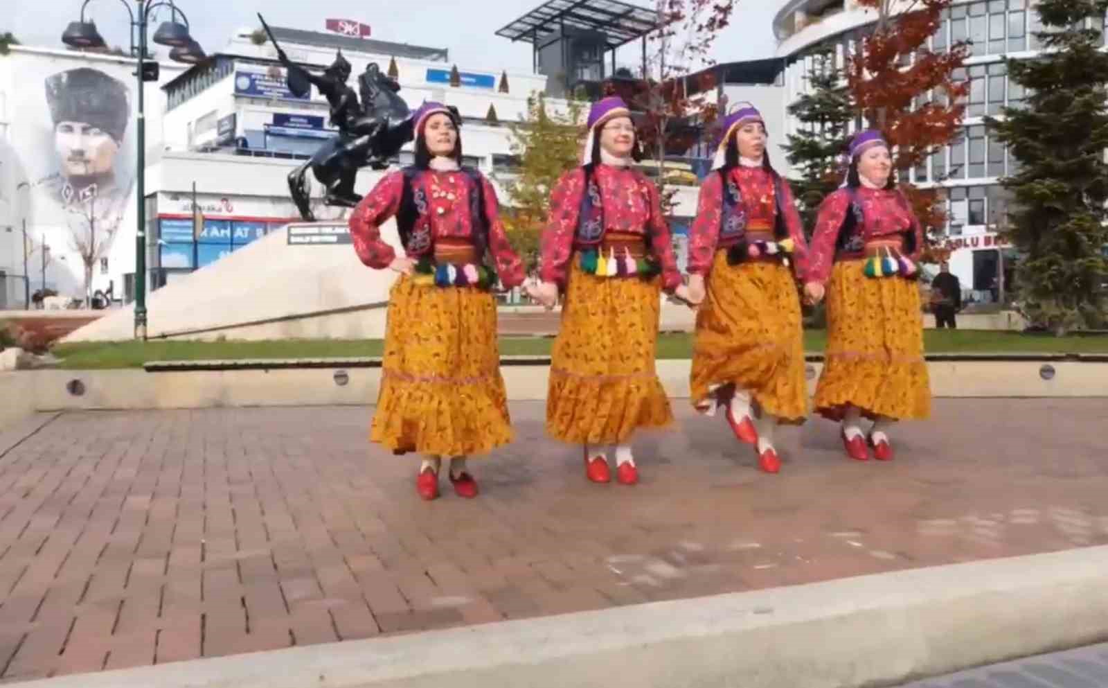 Bolu’nun öğretmenlerinden muhteşem gösteri
