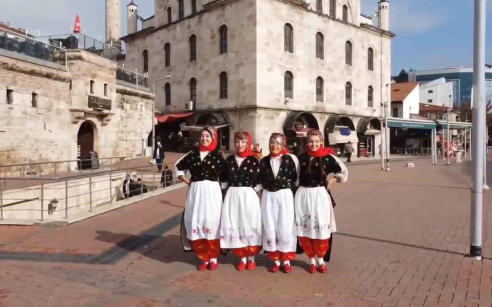 Bolu’nun öğretmenlerinden muhteşem gösteri
