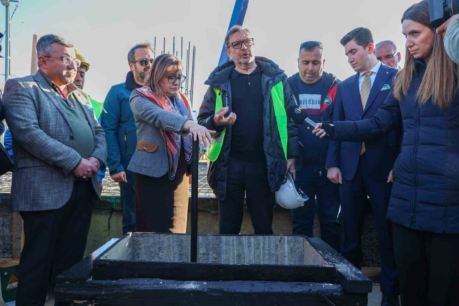 Gaziantep Büyükşehir, Sazgın Köyü Meydanı’nı yeniden tasarlıyor
