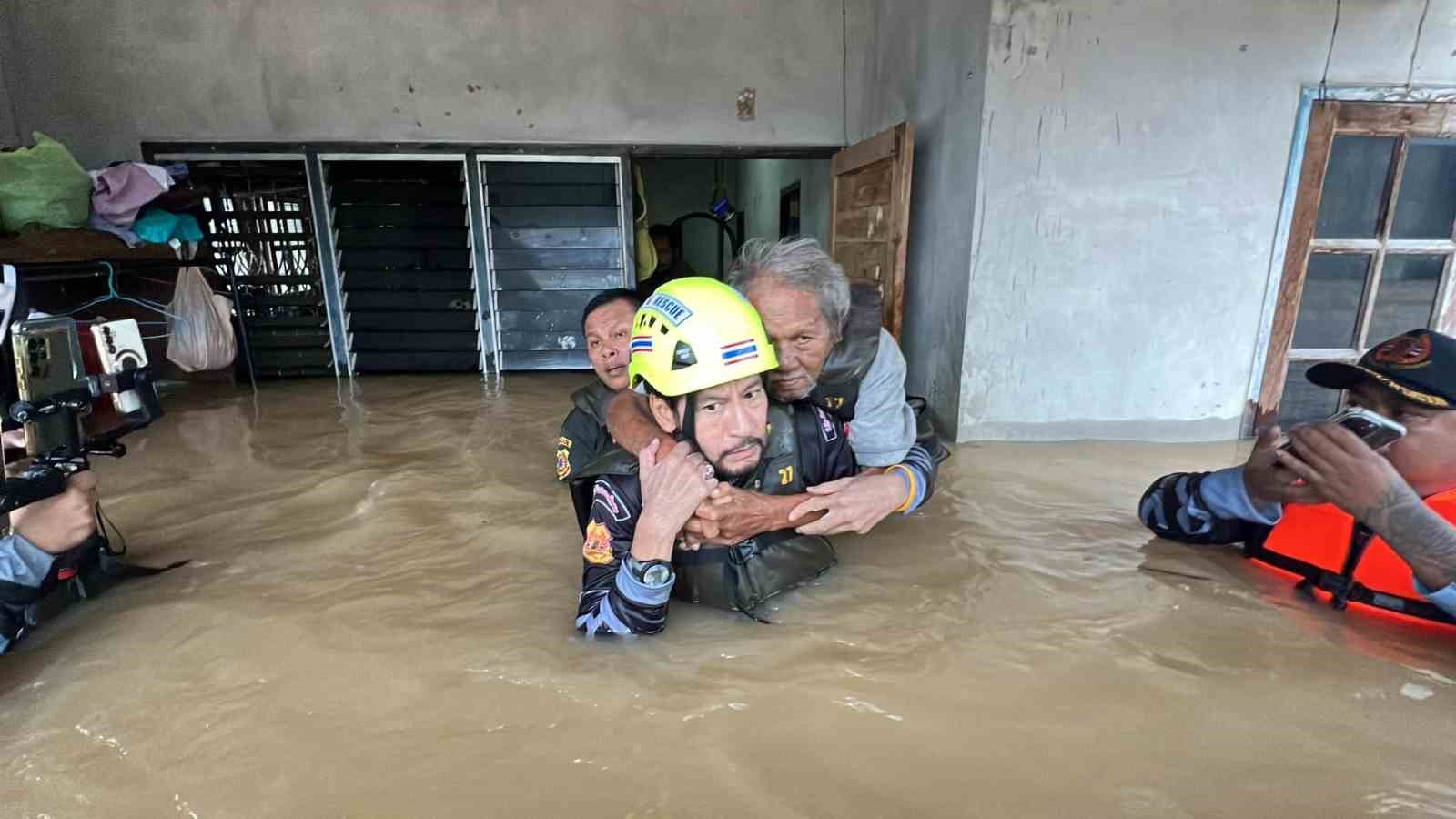 Tayland’ın güneyini sel vurdu: 2 ölü
