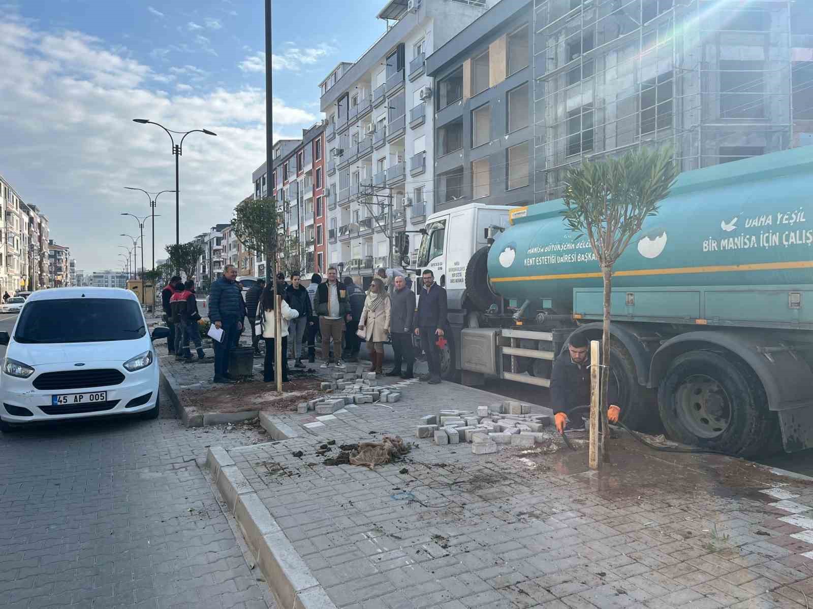 Manisa’da peyzaj çalışmaları devam ediyor
