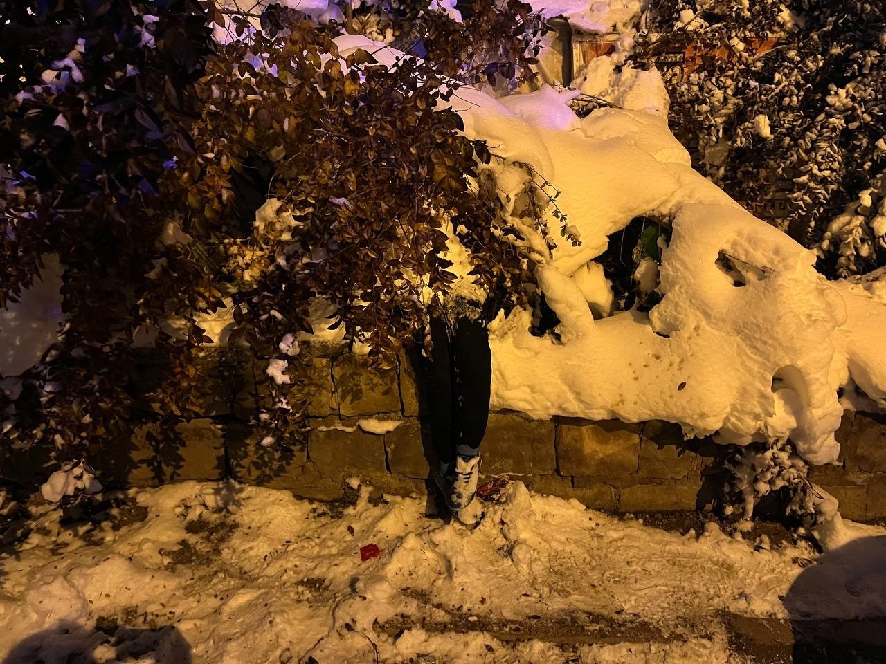 Kardan adamı ceset sandı, ortalığı birbirine kattı
