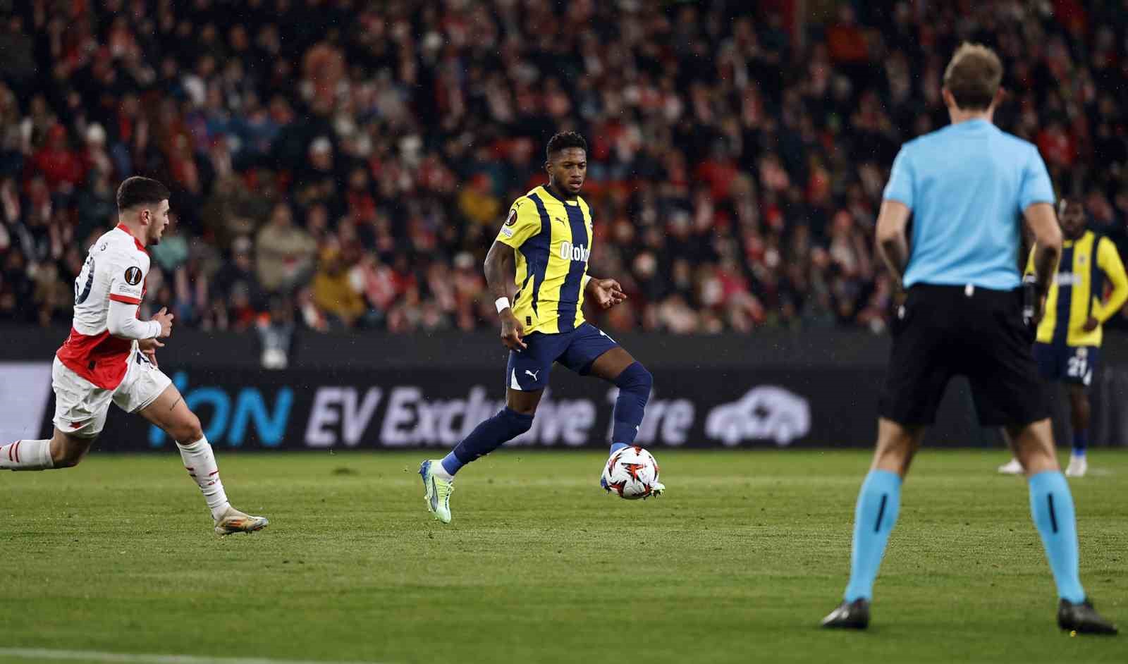 UEFA Avrupa Ligi: Slavia Prag: 1 - Fenerbahçe: 2 (Maç sonucu)
