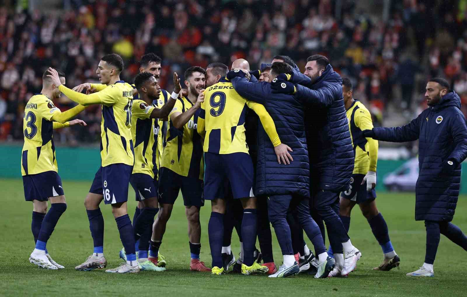 Fenerbahçe, Prag’da golcüleriyle kazandı
