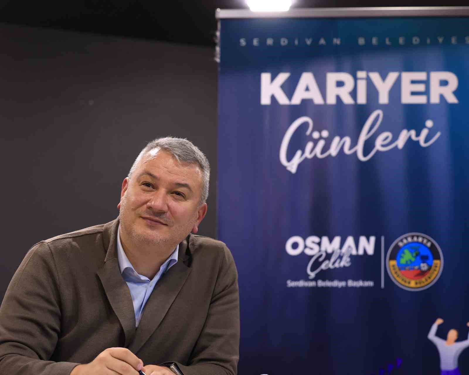 Başkan Çelik, kariyer günlerinde öğrencilerle buluştu
