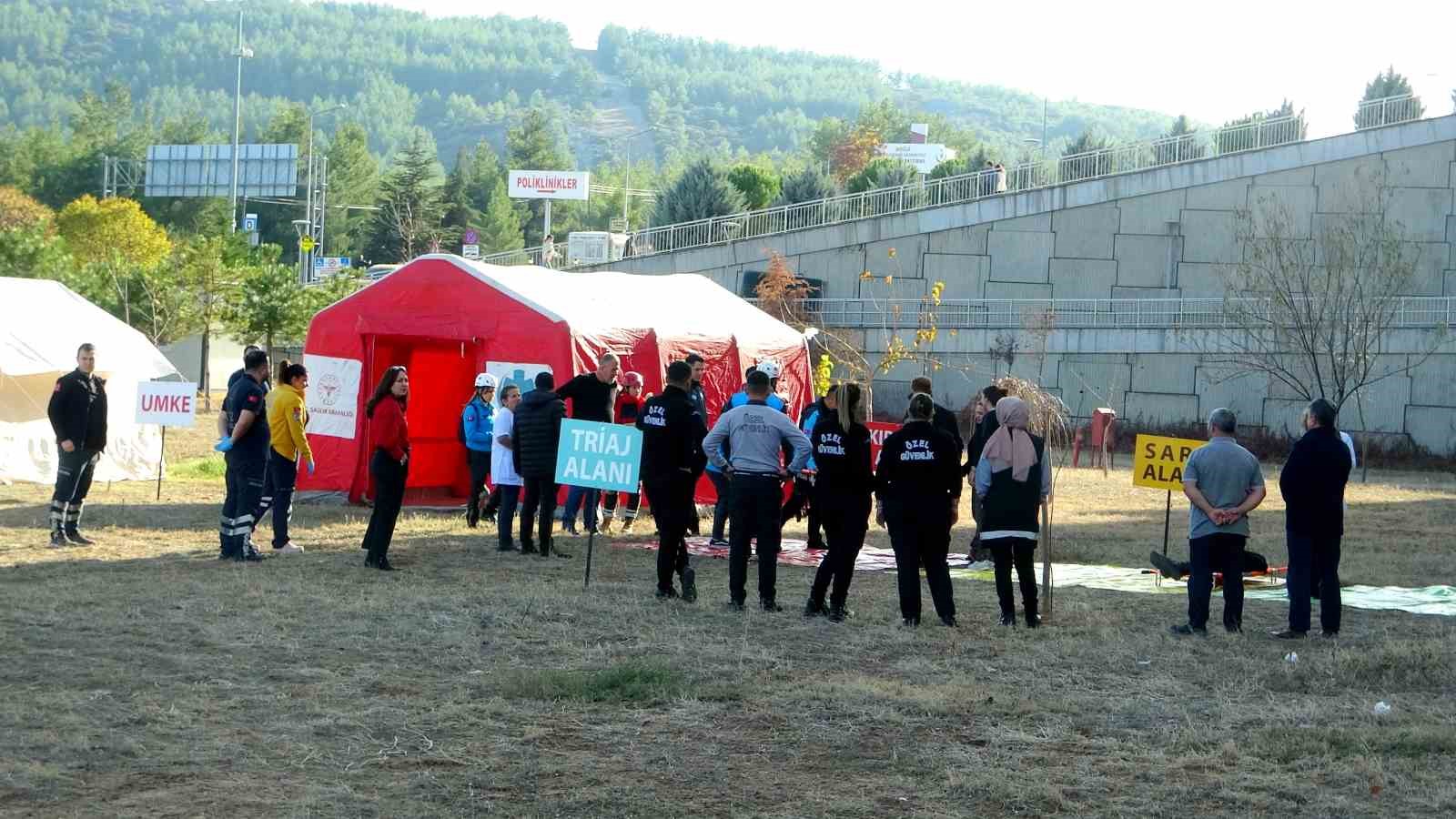 Muğla’da gerçeğini aratmayan yangın tatbikatı
