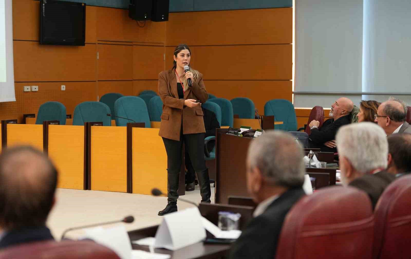 Tarsus’ta düzenlenen ’Uluslararası Tarım Çalıştayı’ yoğun ilgi gördü
