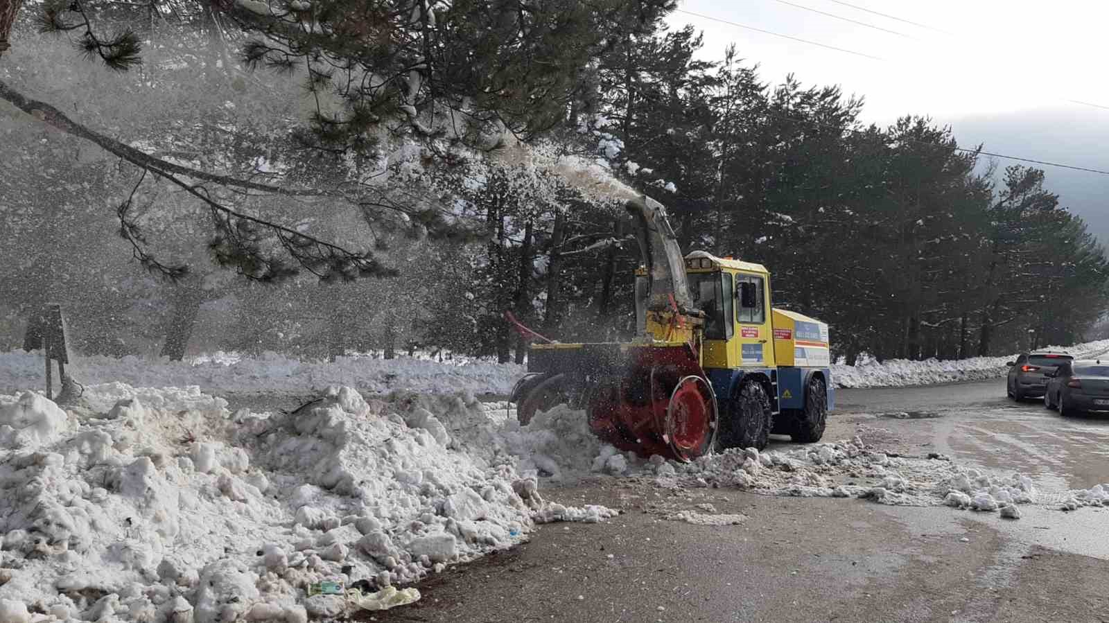 Abant Gölü’nde masalsı kış güzelliği
