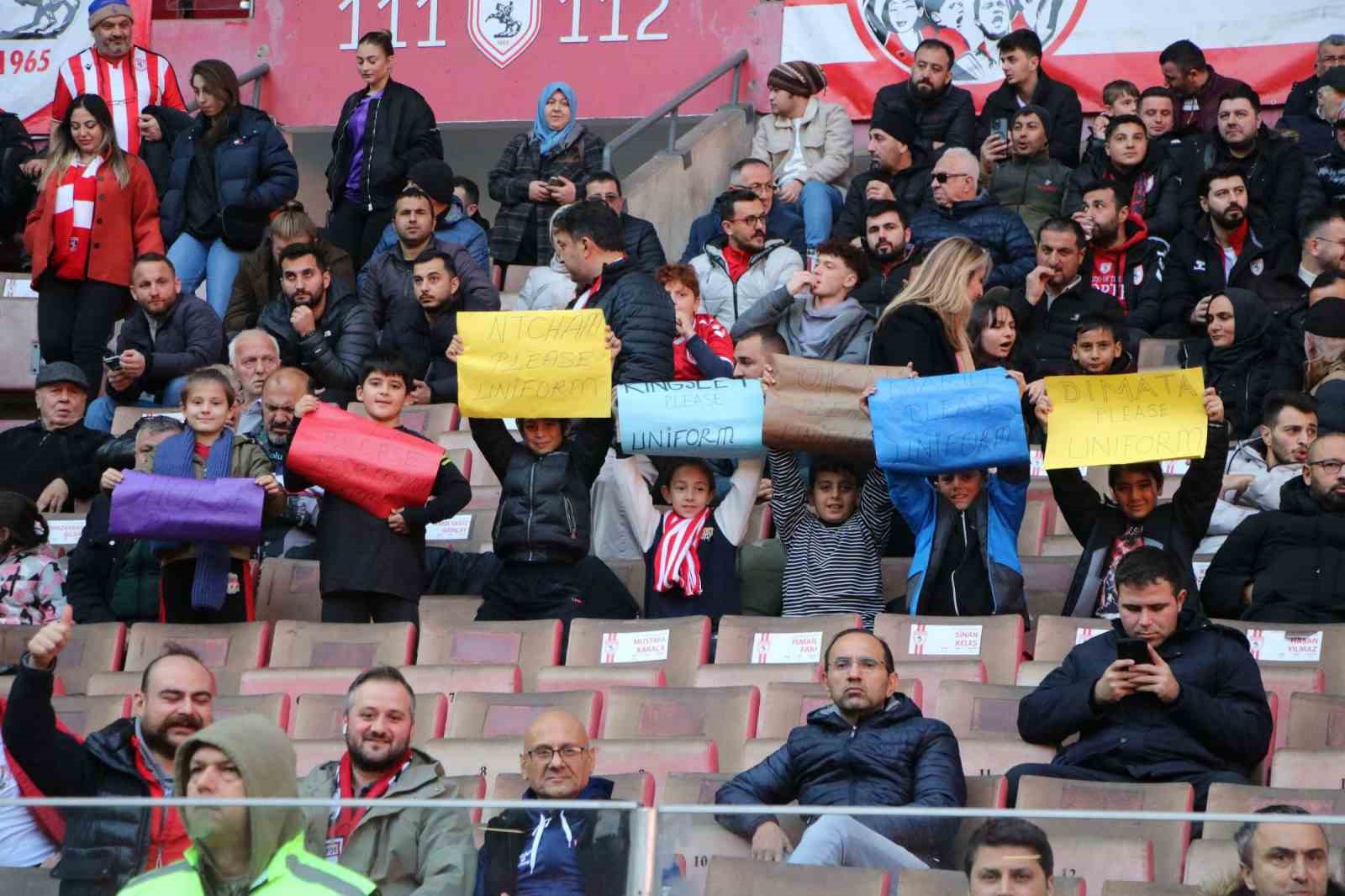 Trendyol Süper Lig: Samsunspor: 1 - Bodrum FK: 0 (İlk yarı)
