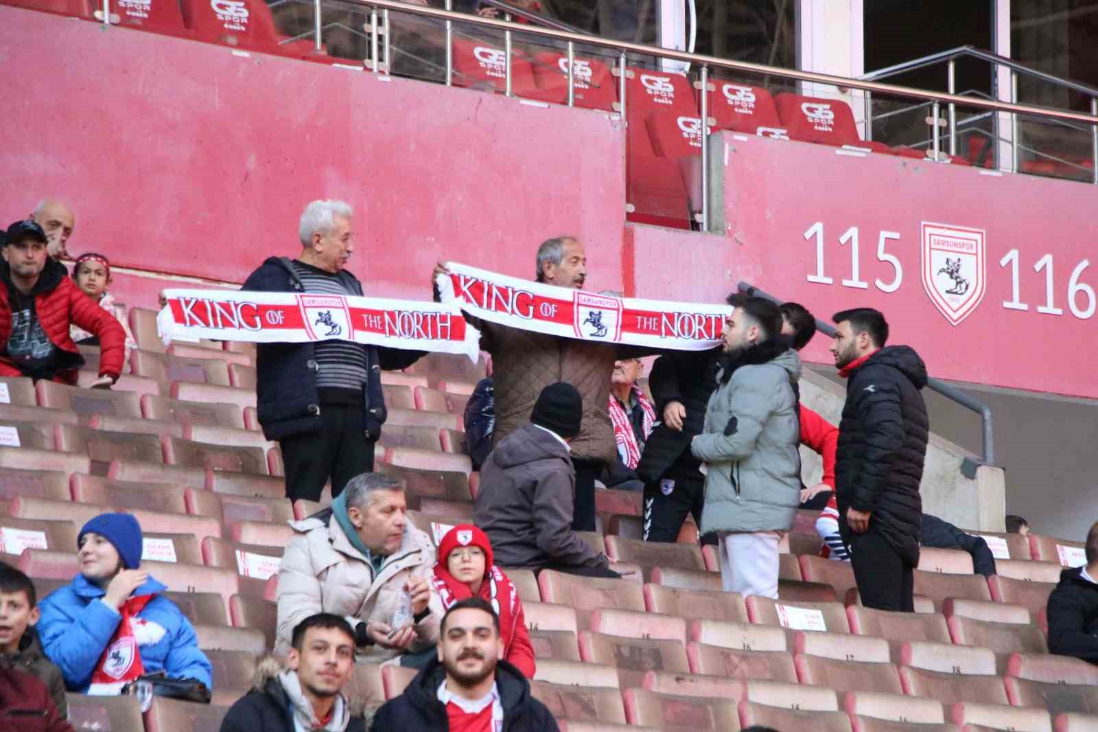 Trendyol Süper Lig: Samsunspor: 1 - Bodrum FK: 0 (İlk yarı)
