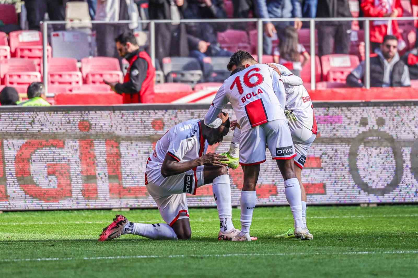 Trendyol Süper Lig: Samsunspor: 4 - Bodrum FK: 0 (Maç sonucu)
