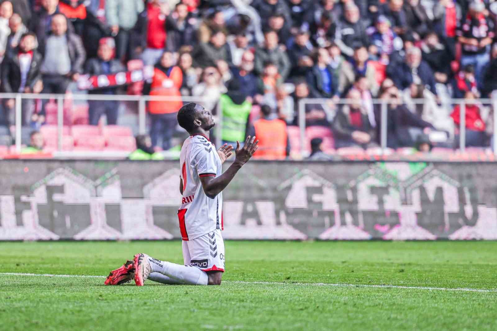 Trendyol Süper Lig: Samsunspor: 4 - Bodrum FK: 0 (Maç sonucu)
