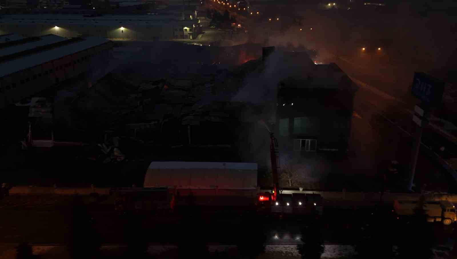 Kayseri’de mobilya fabrikasındaki yangında hayatını kaybedenlerin kimlikleri belli oldu
