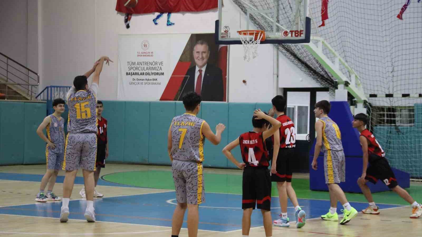 U16 basketbol yerel lig müsabakaları tamamlandı
