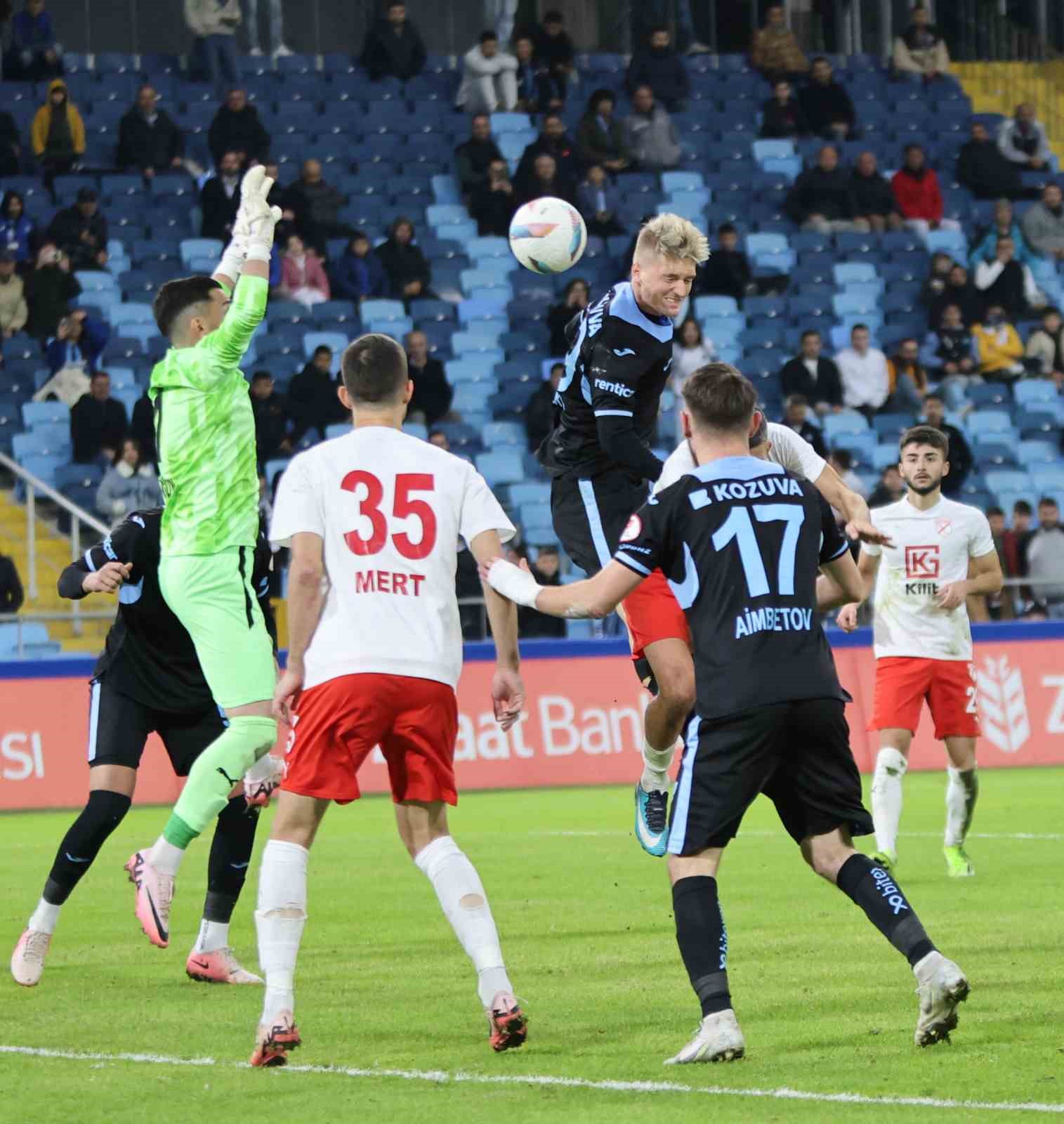 Ziraat Türkiye Kupası: Adana Demirspor: 4 - Sebat Gençlikspor: 3
