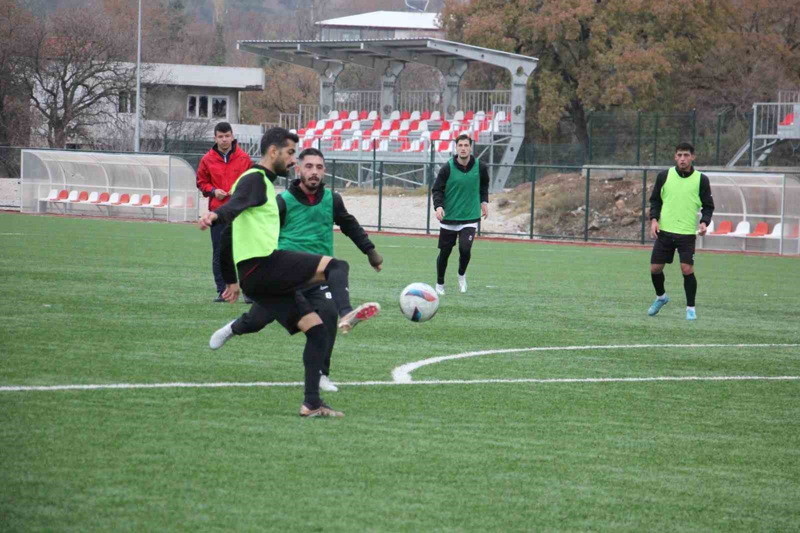 Zirveyi hedefleyen Denizli İdmanyurdu, Ortaca’yı gözüne kestirdi
