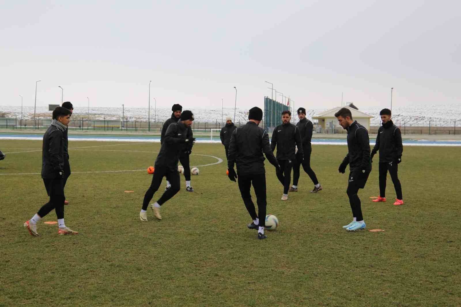 Muş Spor Kulübü, Kuşadasıspor maçına hazırlıklarına başladı
