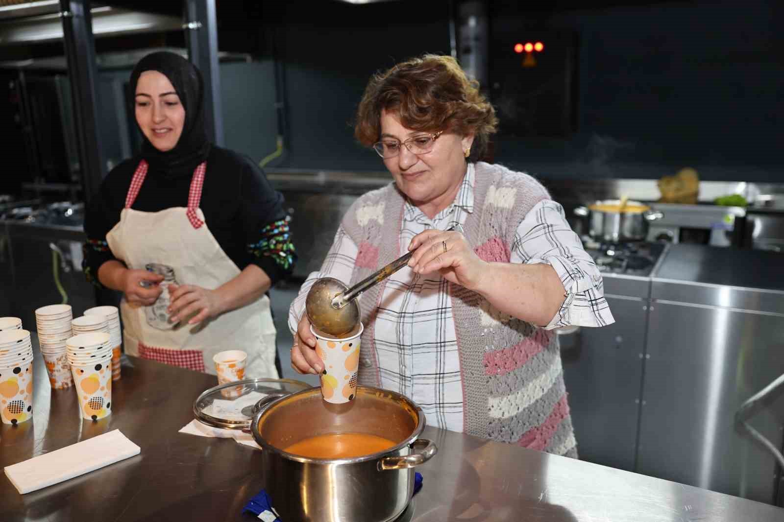 Nilüfer’de Toprak Ana Günü’nde gıdanın geleceği konuşuldu
