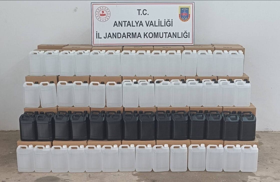 Gazipaşa’da 3 bin litre kaçak etil alkol ele geçirildi
