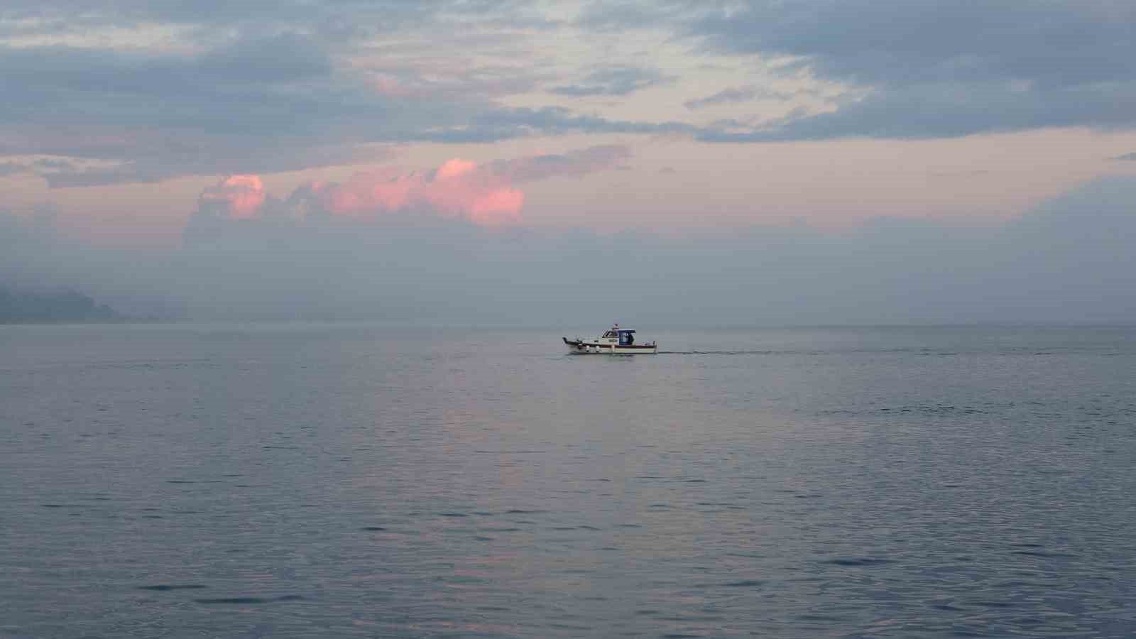 Çanakkale Boğazı sis nedeniyle transit gemi geçişlerine kapatıldı
