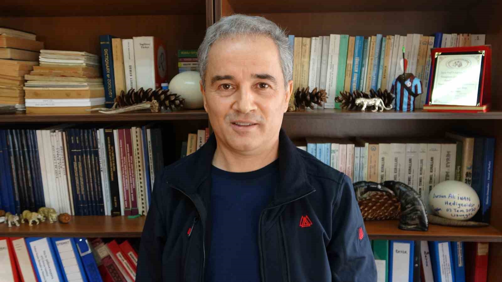 Prof. Dr. Şağdan Başkaya: 