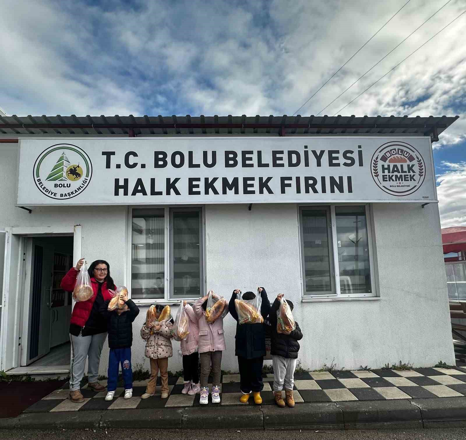 Minik eller hamur yoğurdu
