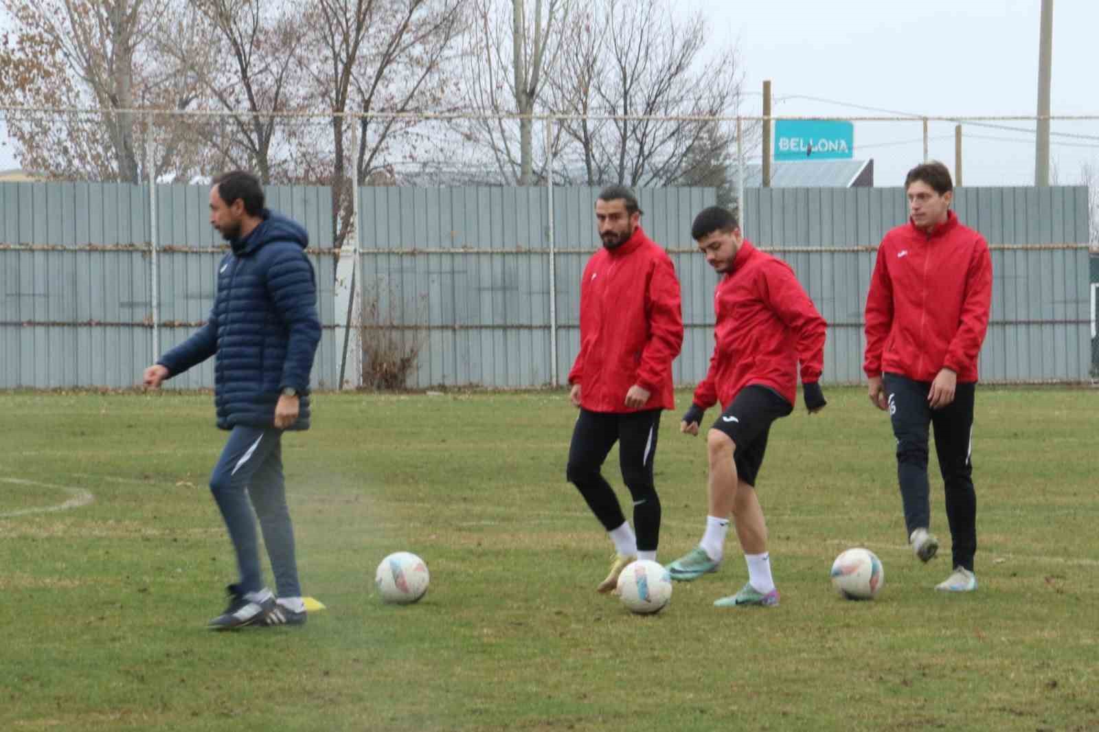 Elazığspor’da, Beyoğlu Yeni Çarşı hazırlıkları sürüyor
