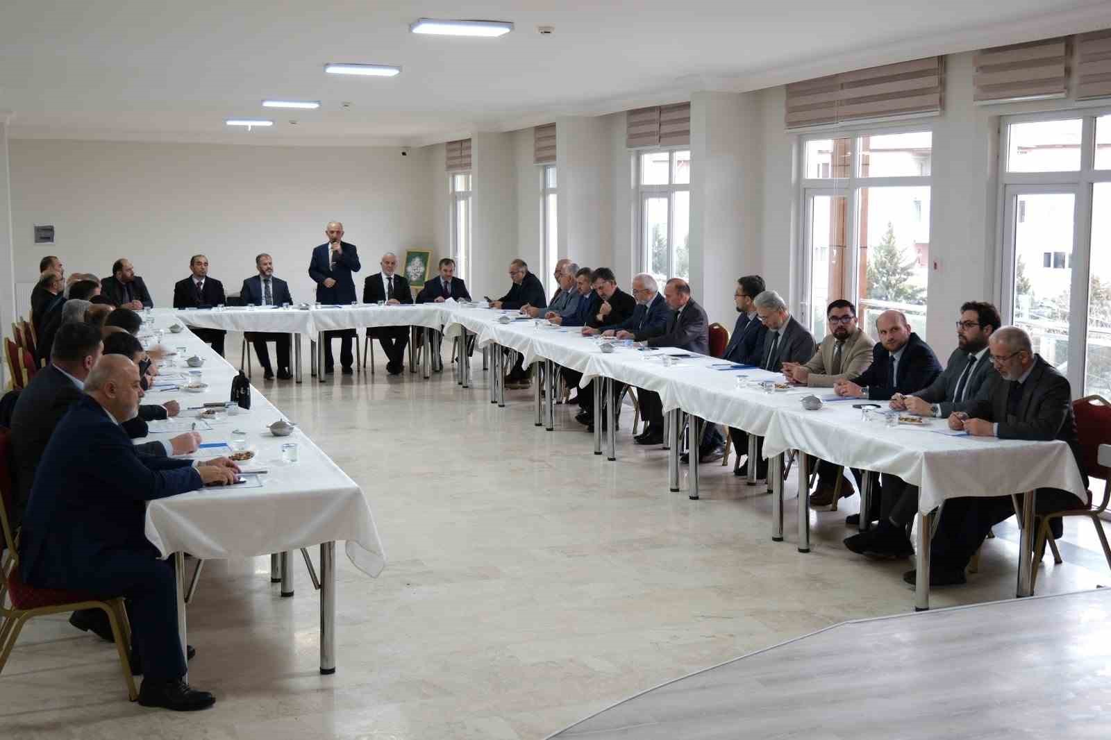 İlçe Müftüleri Toplantısı Karapınar’da gerçekleştirildi
