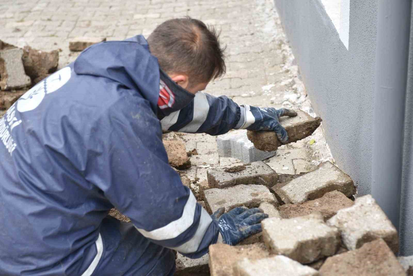 Balıkesir’de altyapı sorunları bir bir çözülüyor
