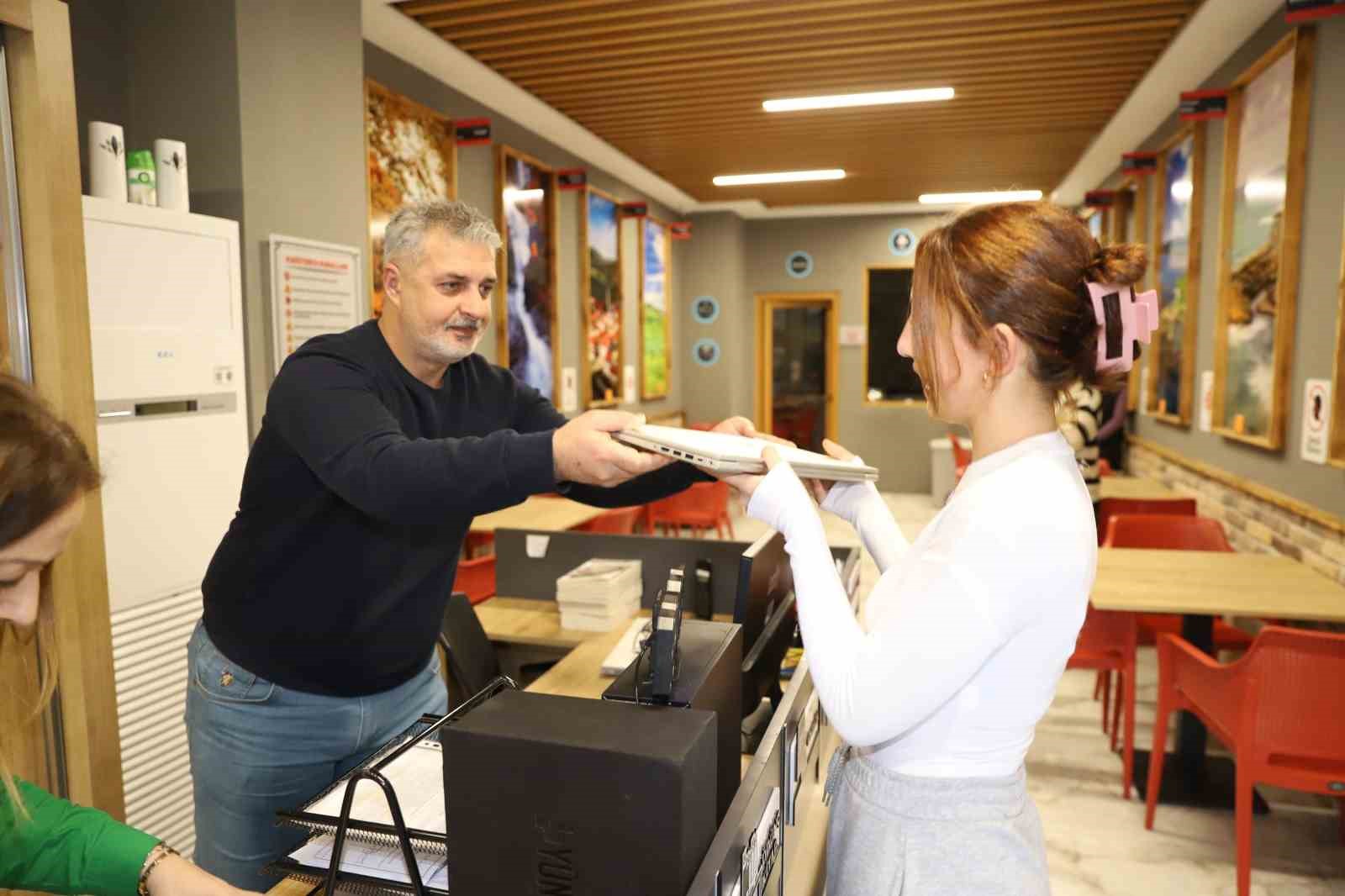 Halk kütüphanesi, 2 yılda yaklaşık 80 bin kişiye hizmet verdi
