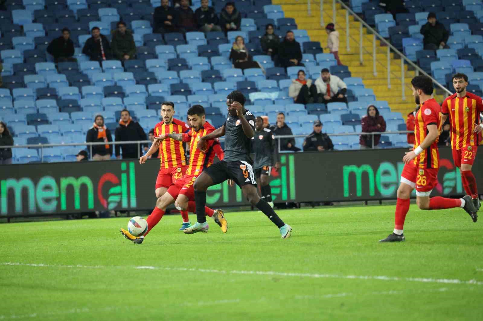 Trendyol 1. Lig: Adanaspor: 3 - Yeni Malatyaspor: 1
