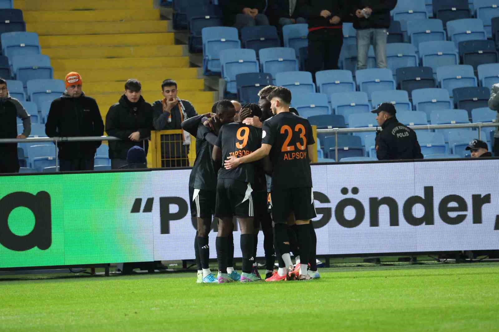 Trendyol 1. Lig: Adanaspor: 3 - Yeni Malatyaspor: 1
