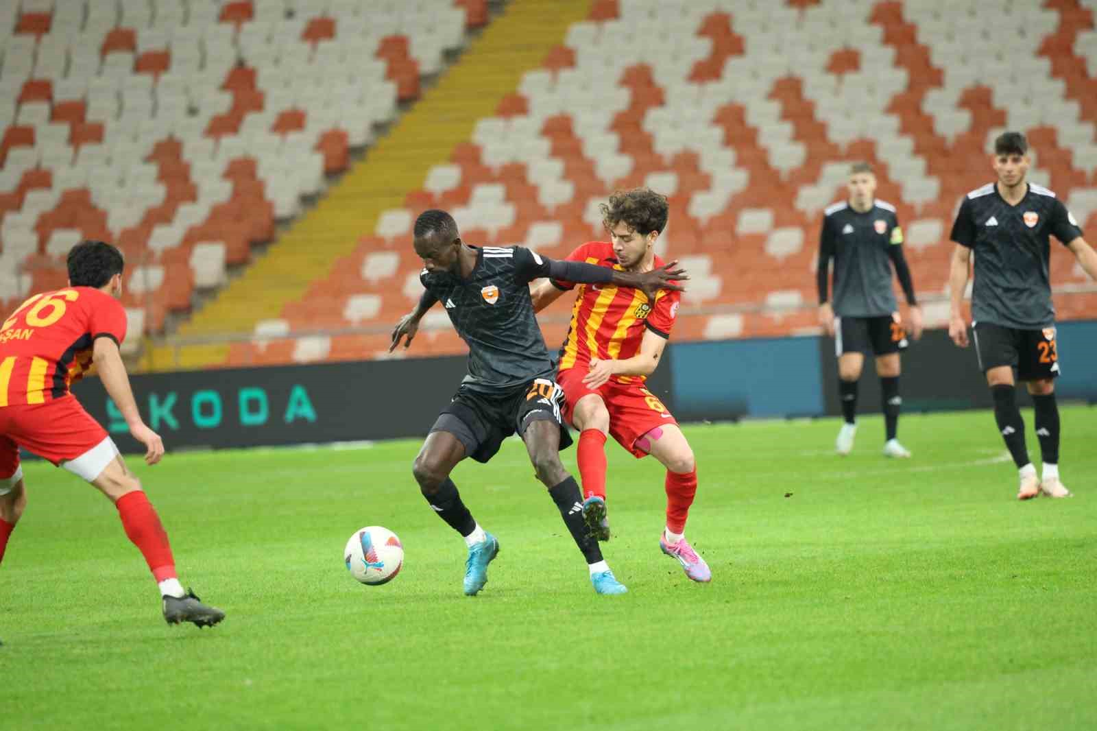 Trendyol 1. Lig: Adanaspor: 3 - Yeni Malatyaspor: 1
