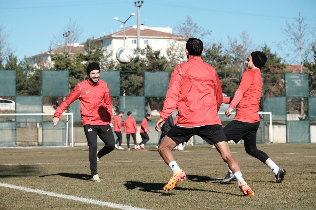 Kastamonuspor, Bodrum FK hazırlıklarını sürdürdü
