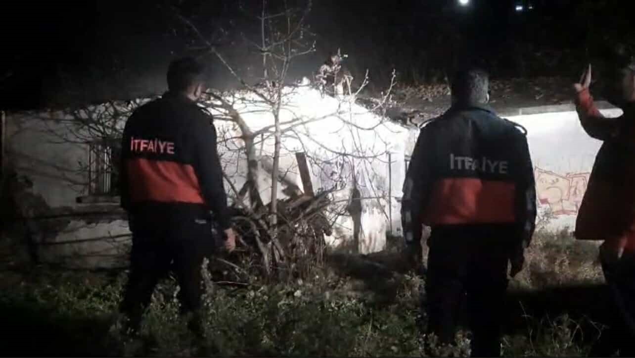 Osmaniye’de tarihi köy enstitüsünde çıkan yangın söndürüldü
