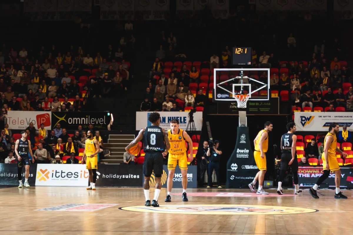 FIBA Şampiyonlar Ligi: Filou Oostende: 76 -  Aliağa Petkimspor: 85
