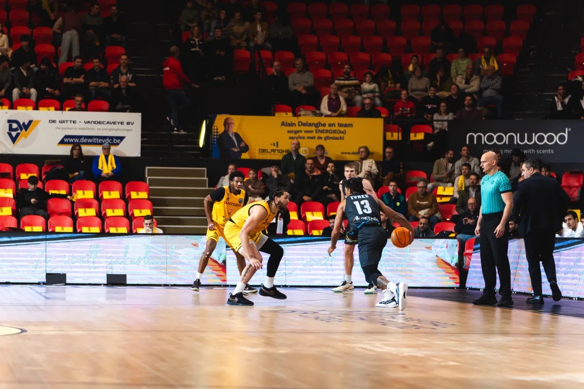 FIBA Şampiyonlar Ligi: Filou Oostende: 76 -  Aliağa Petkimspor: 85
