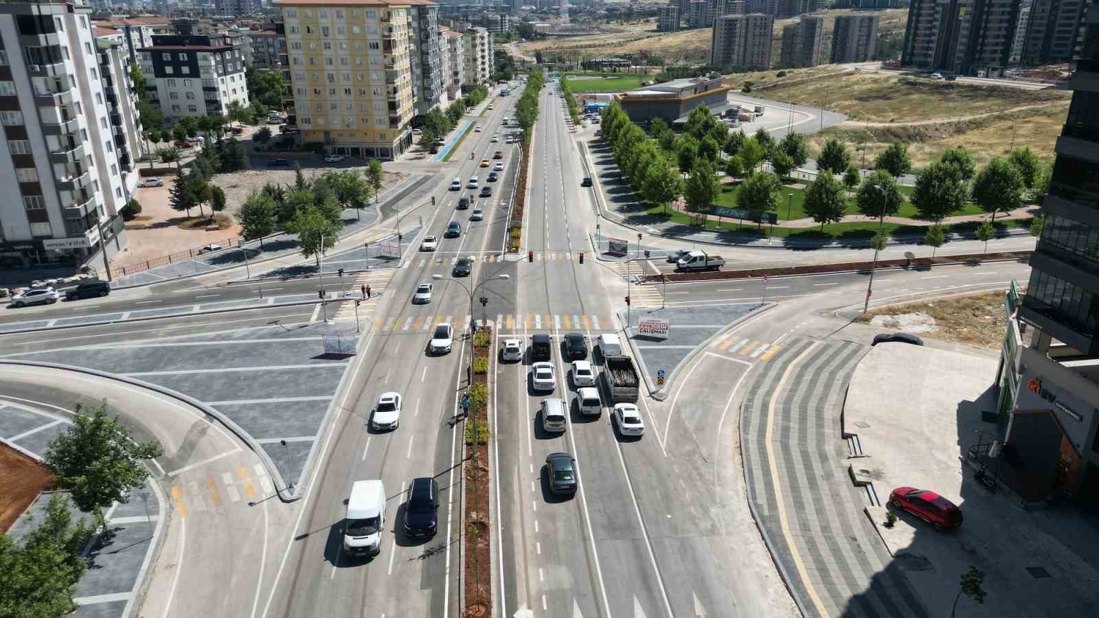 Gaziantep Büyükşehir’den 10 yılda 15 katlı kavşak
