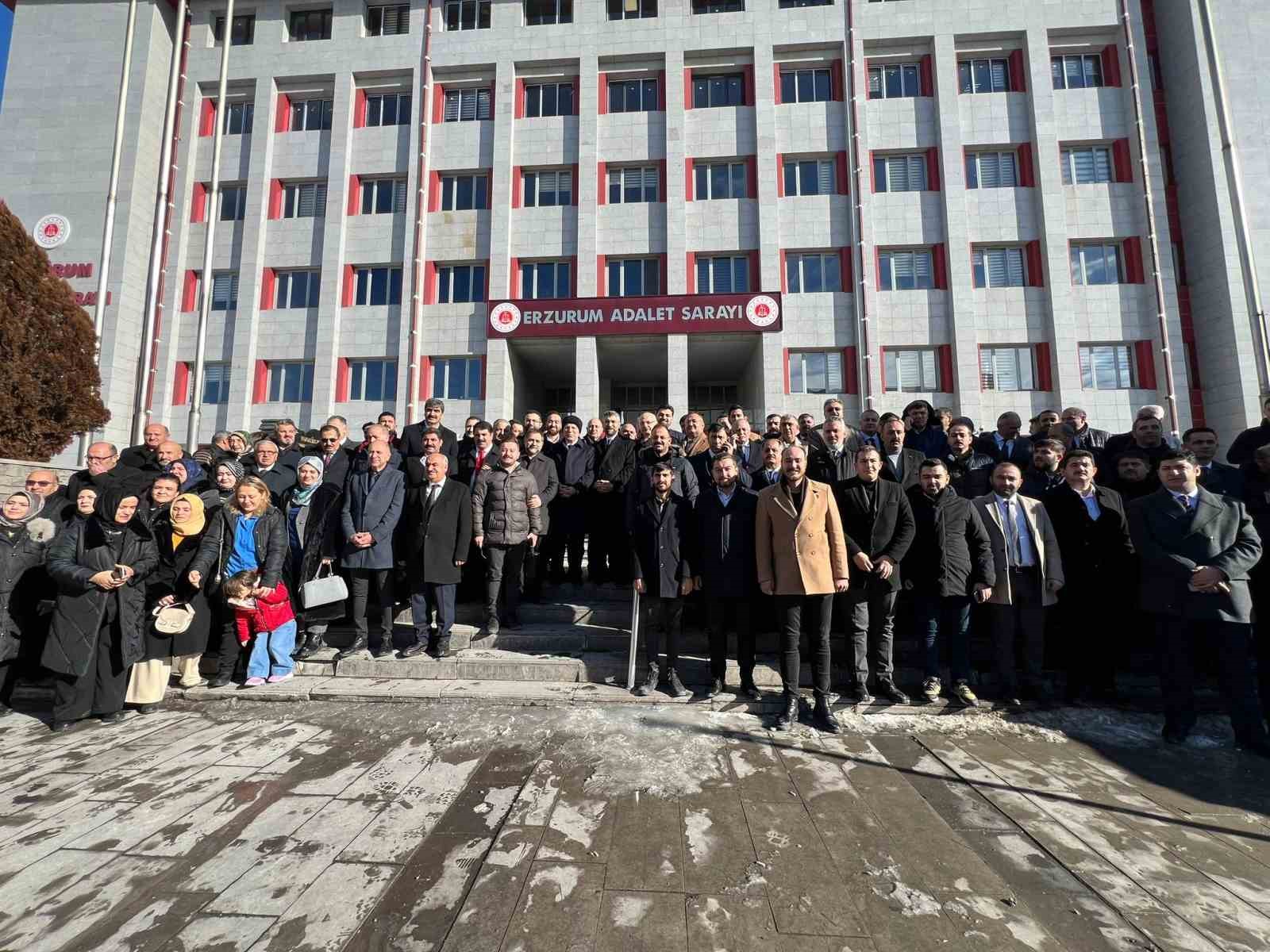 Başkan Küçükoğlu mazbatasını aldı
