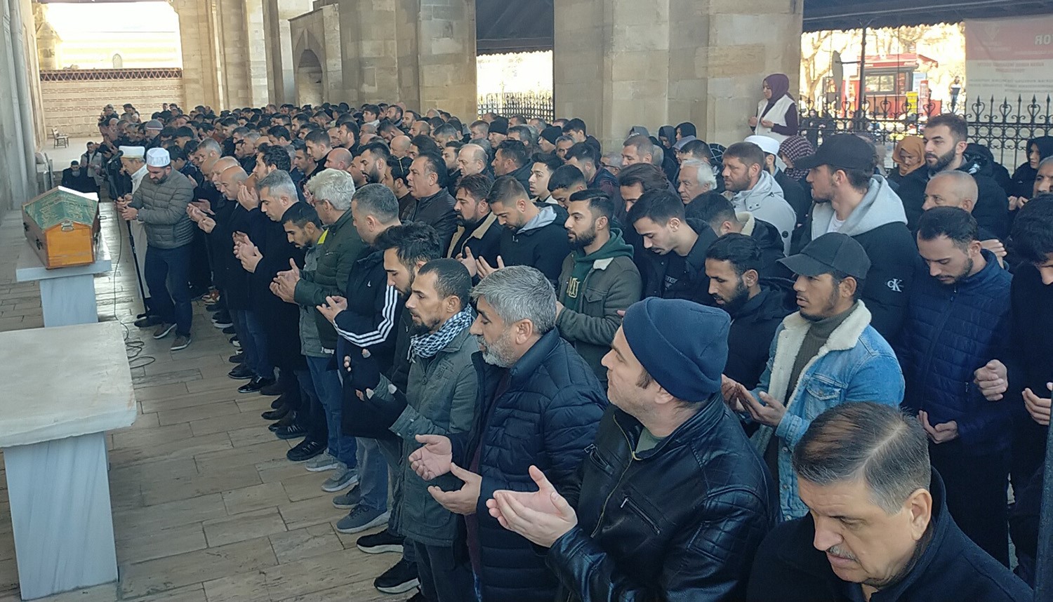 16 yaşındaki cinayet şüphelisi adliyeye sevk edildi
