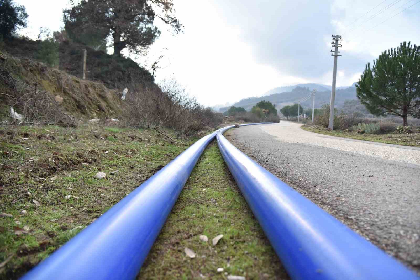 Manisa’da iki mahallenin taşıma su çilesi sona eriyor
