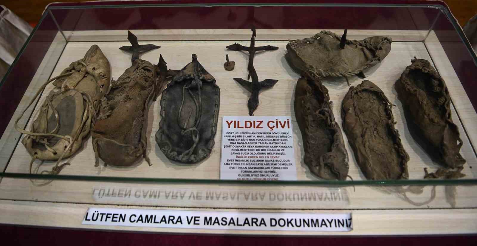 Kuşadası’nda ‘Çanakkale’den Anadolu’ya’ isimli gezici müzeye yoğun ilgi
