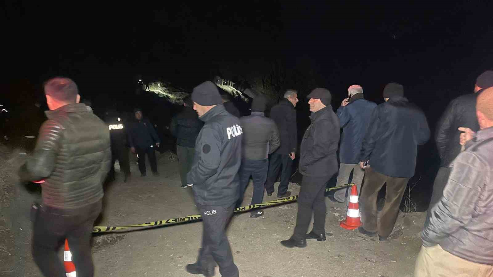 Hakkari’de arıcılık yapan adam dağdan düşerek hayatını kaybetti
